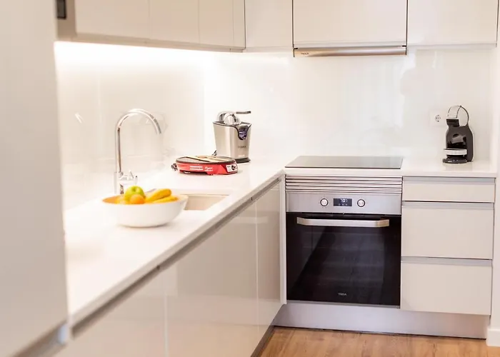 Fernao De Ornelas By Heart Of * 丰沙尔