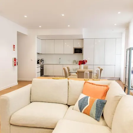 Fernao De Ornelas By Heart Of Apartment *